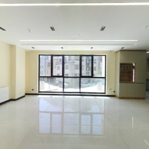 120 متر ، جنوبی ، هنرستان